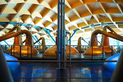 ouvrir une distillerie